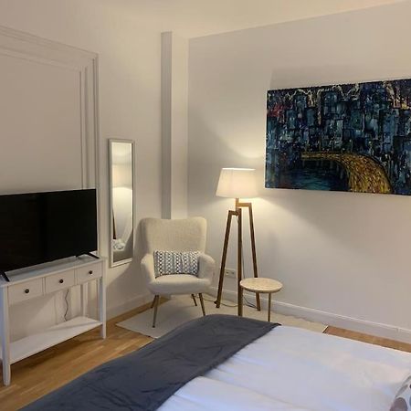 Charmante Altbauwohnung Weinheim Extérieur photo