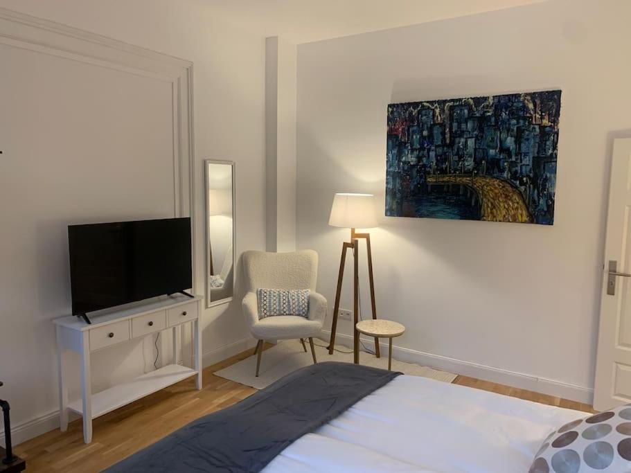 Charmante Altbauwohnung Weinheim Extérieur photo